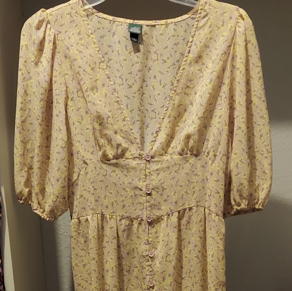 Target bought , medium, wild fable tag, yellow flowers on sheer material